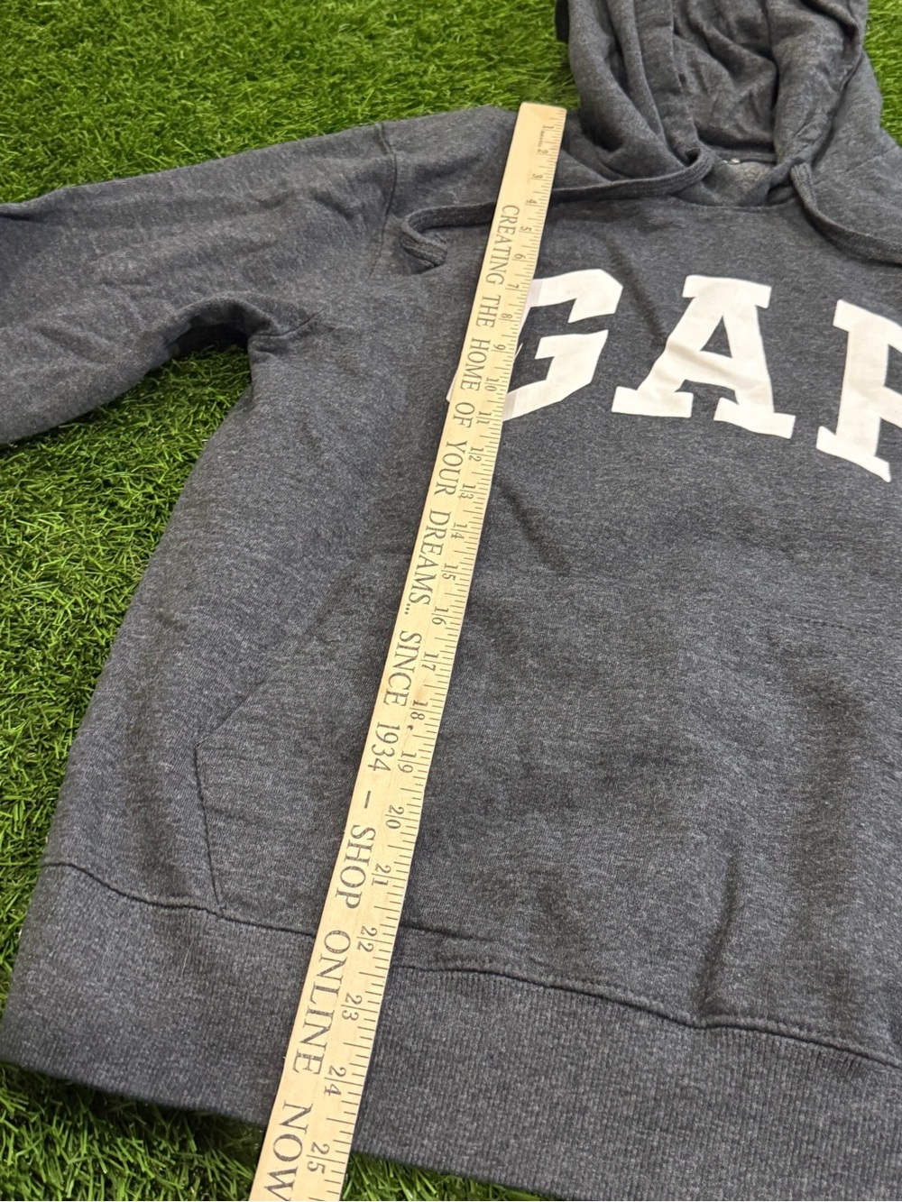 GAP Hooded Sweatshirt - Picture 4 of 5